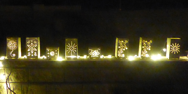 Lit luminaria